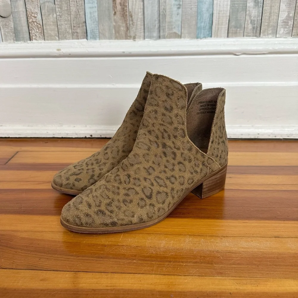 Coconuts by Matisse 6.5 Boho Pronto Side Cut Ankle Boot Bootie Tan Leopard Suede